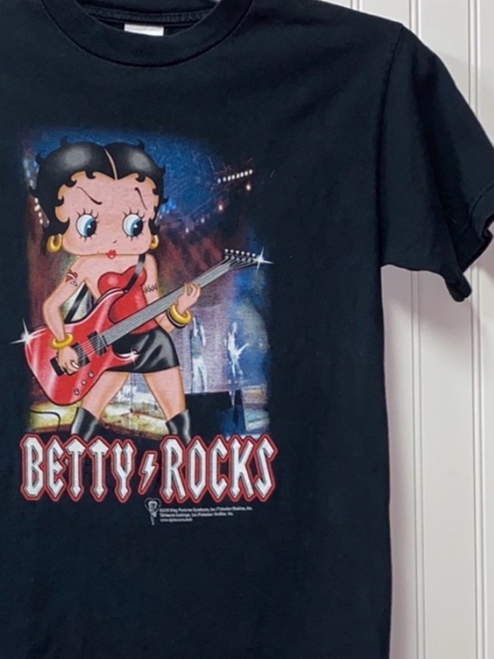 2005 Betty Boop Betty Rocks Shirt